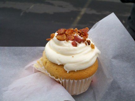 mapleBaconCupcake